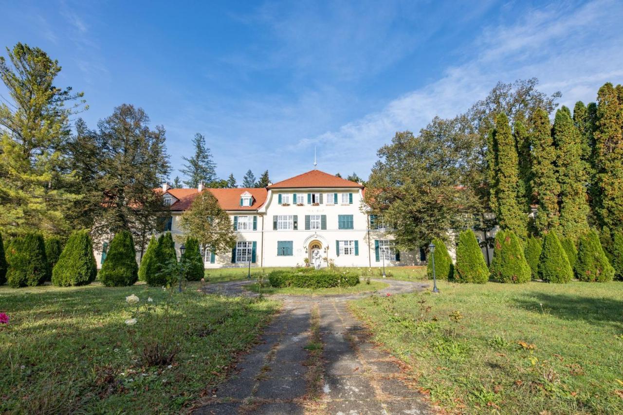 Apartments Vila Golf - Flucher Turizem Rogaška Slatina Exteriör bild